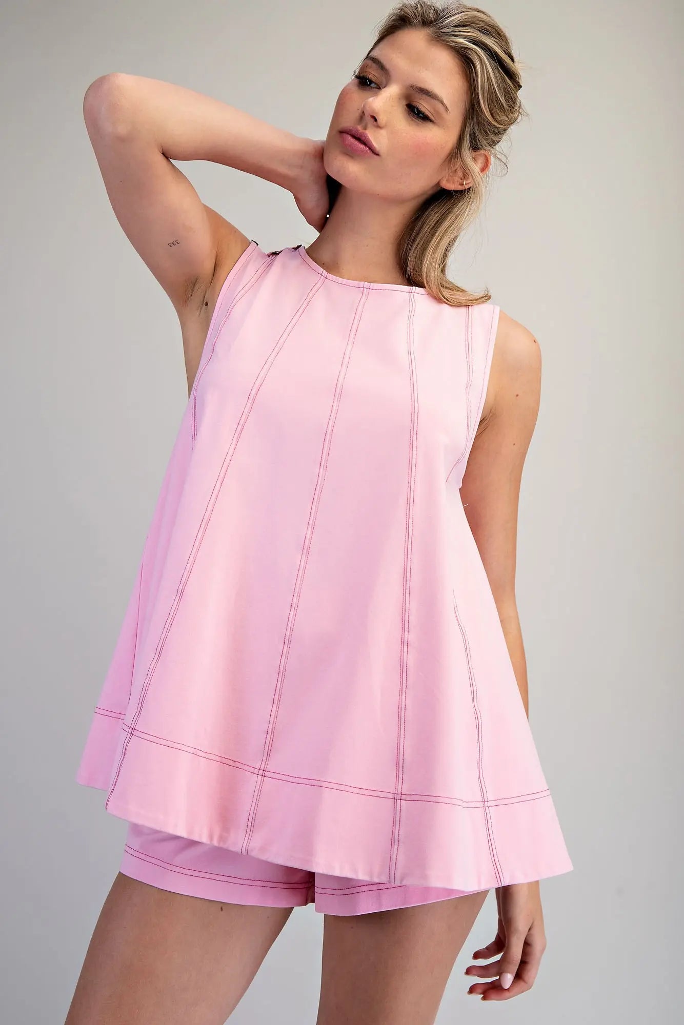 Contrast Topstitch Sleeveless Swing Set
