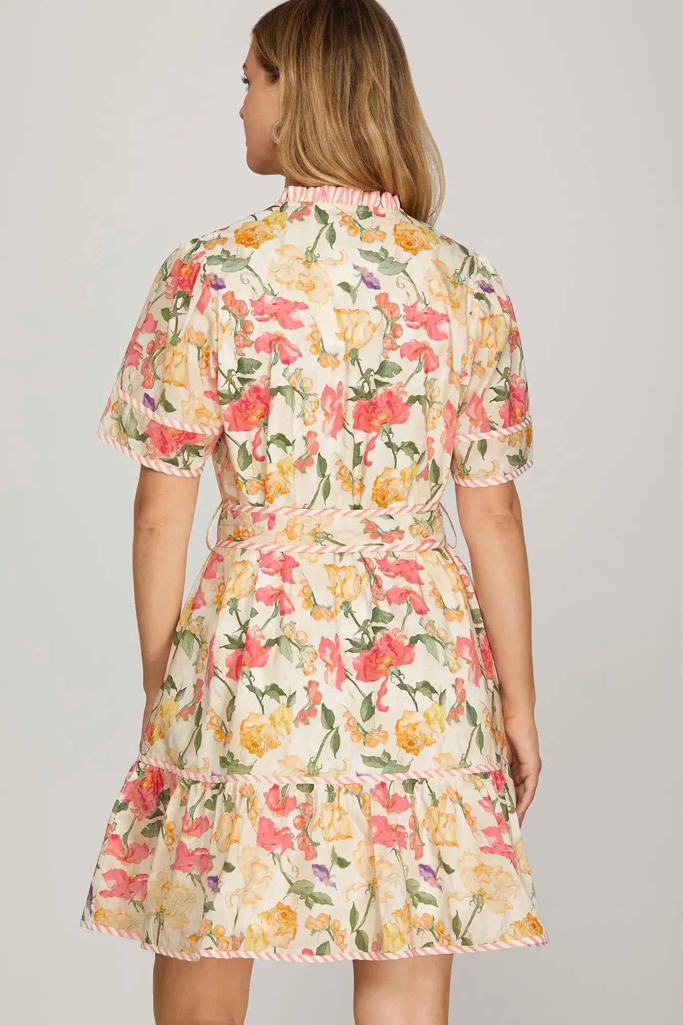 SHORT SLEEVE WOVEN PRINT V NECK CONTRAST DETAILED MINI DRESS