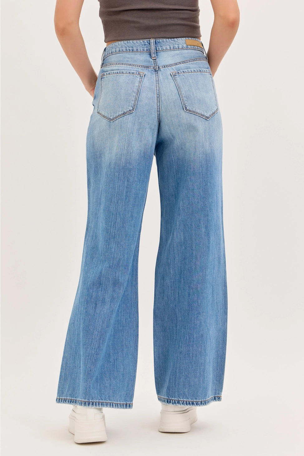 Medium Wash High Rise Wide Leg Jean