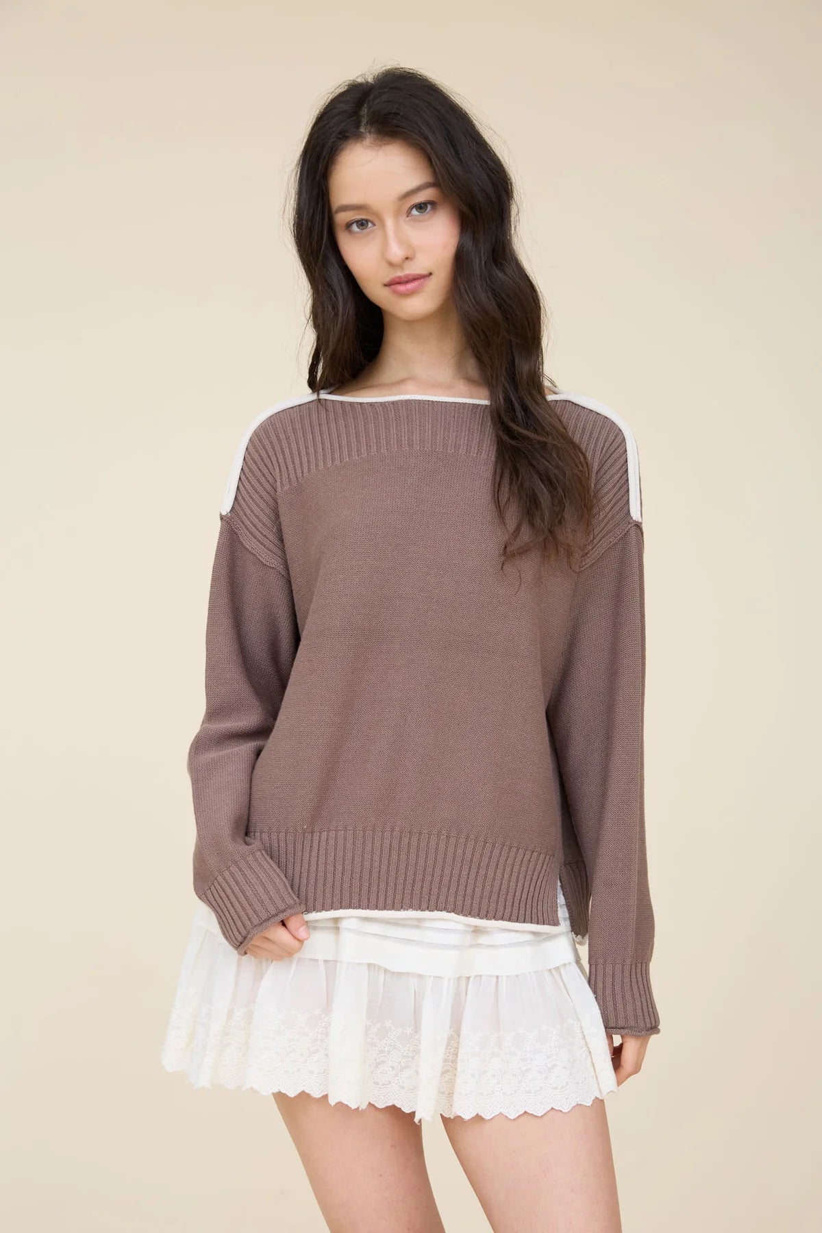 CONTRAST TRIM BOAT NECK RIBBED DETAIL KNIT SWEATER