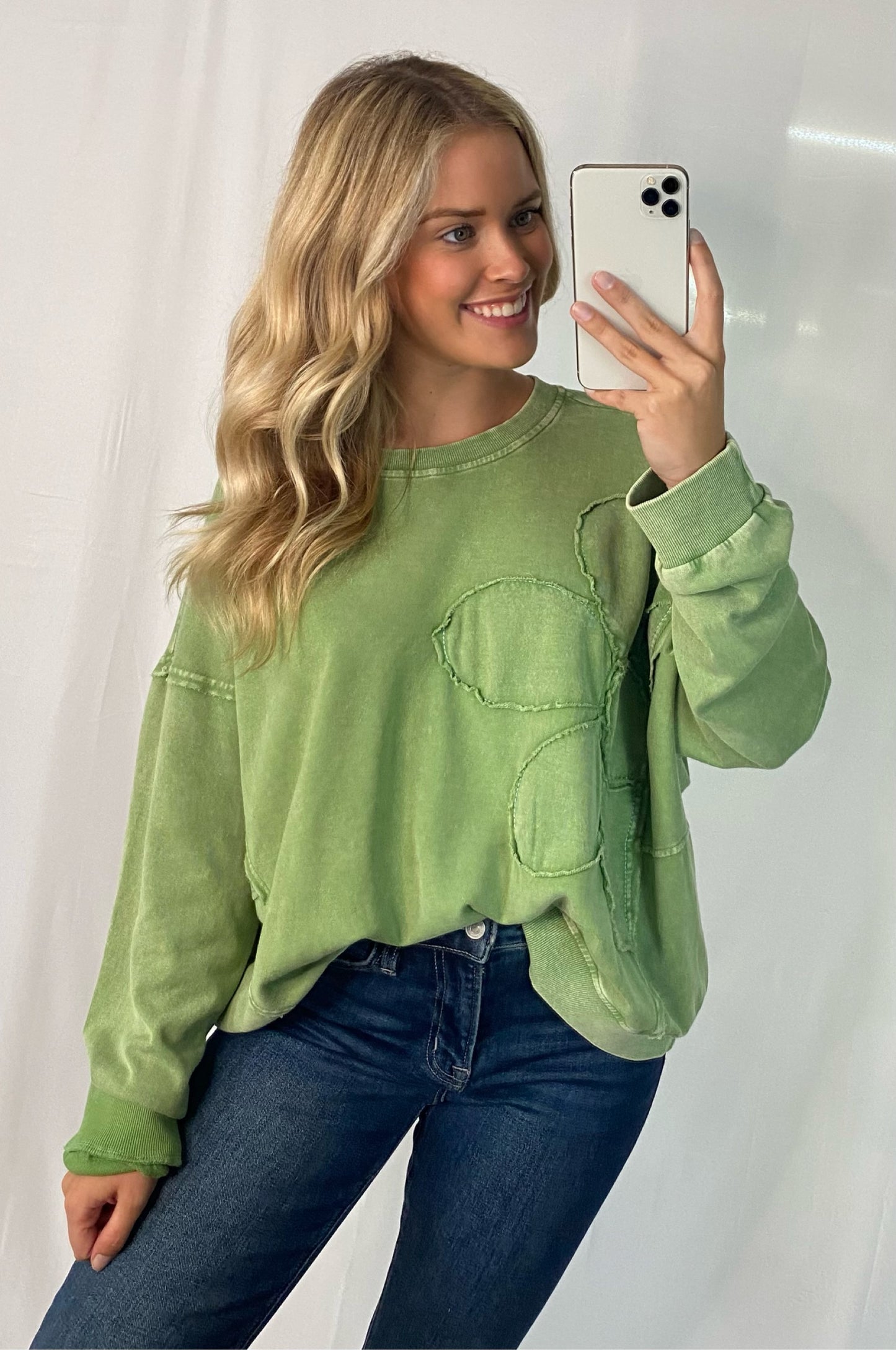 Green Flower Patch Detail Top