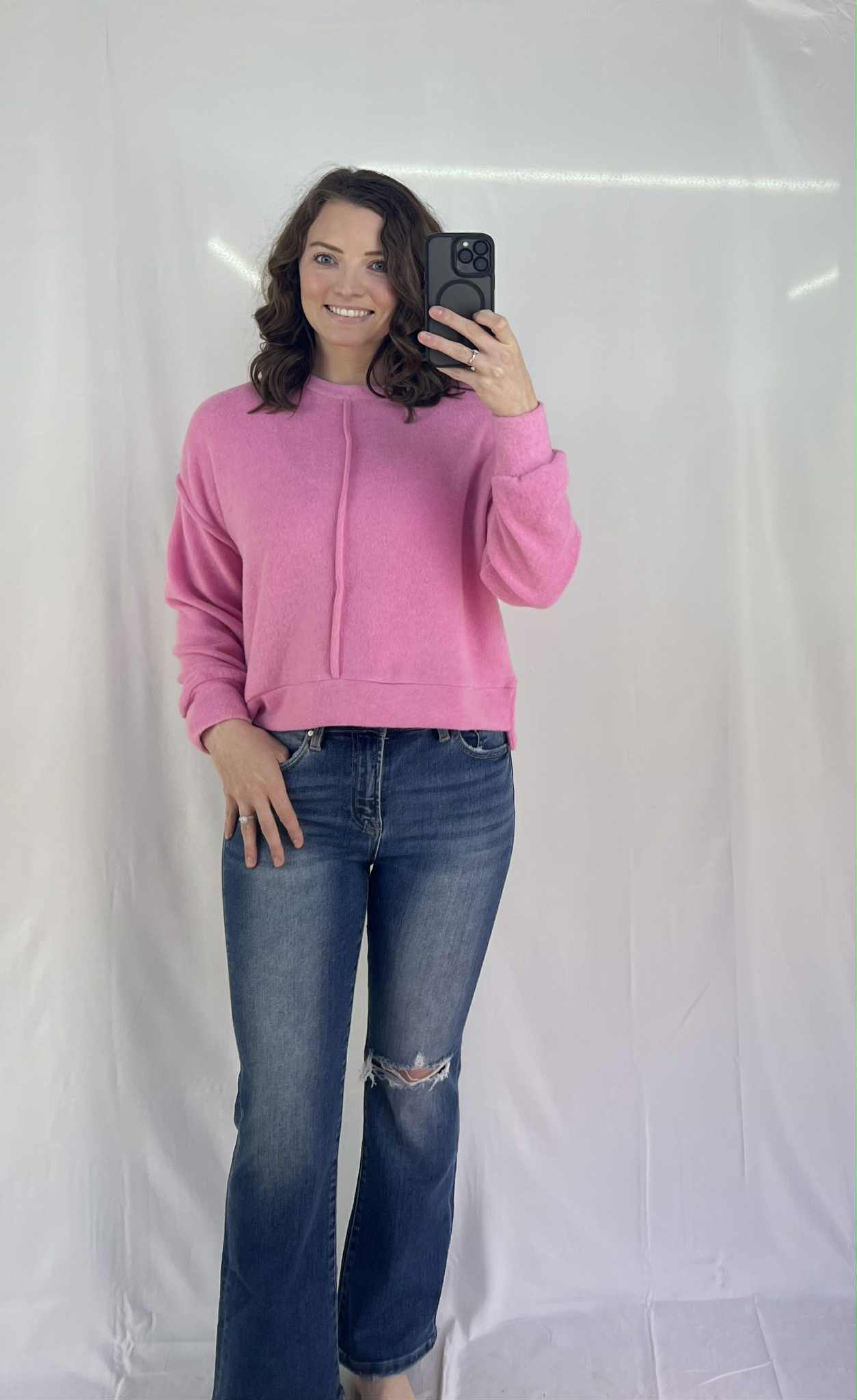 BRUSHED MELANGE HACCI HI-LOW HEM SWEATER