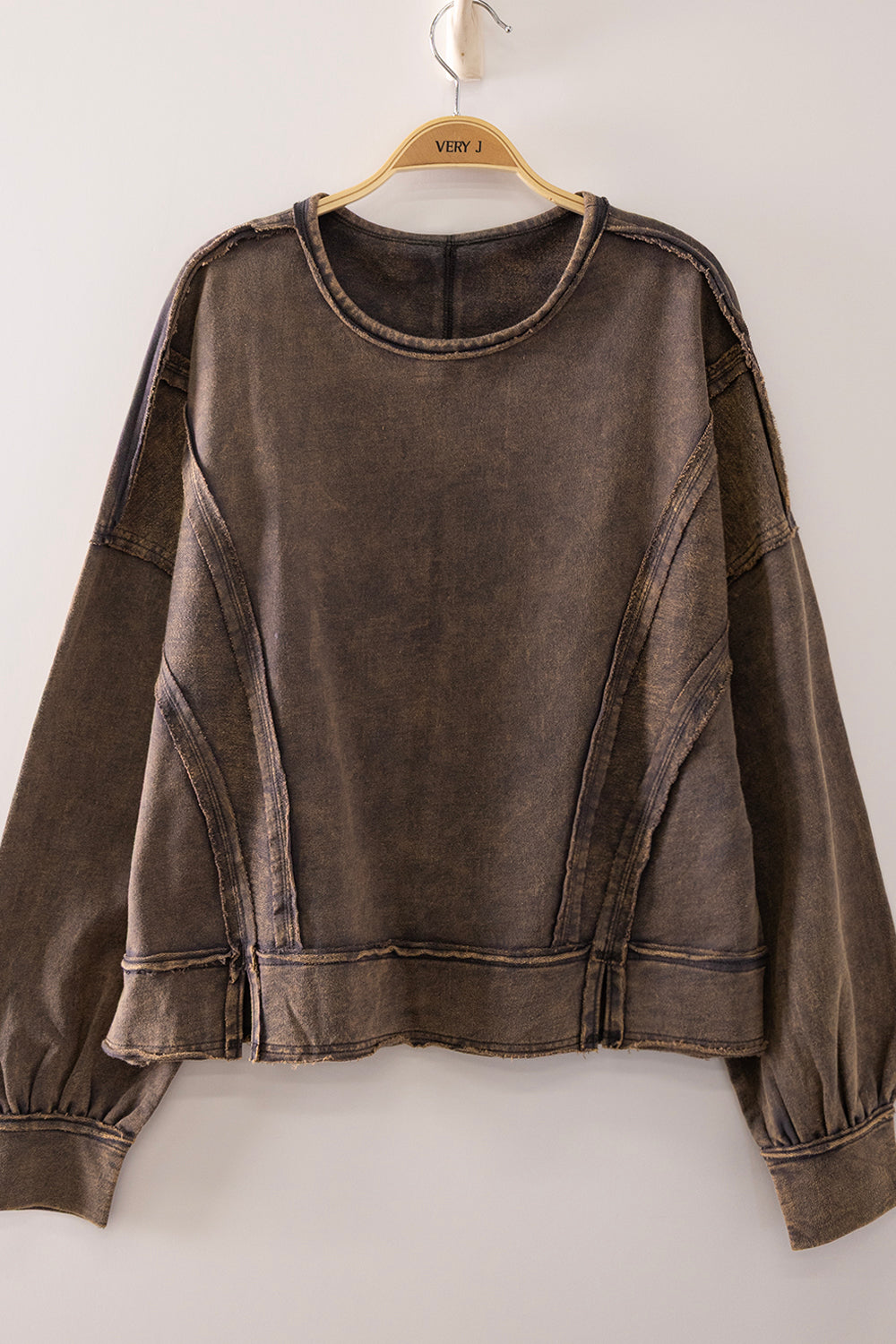 Vintage garment-dyed finish