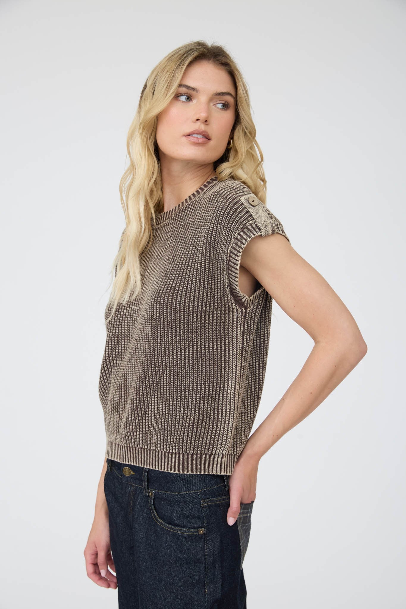The Hallie Top