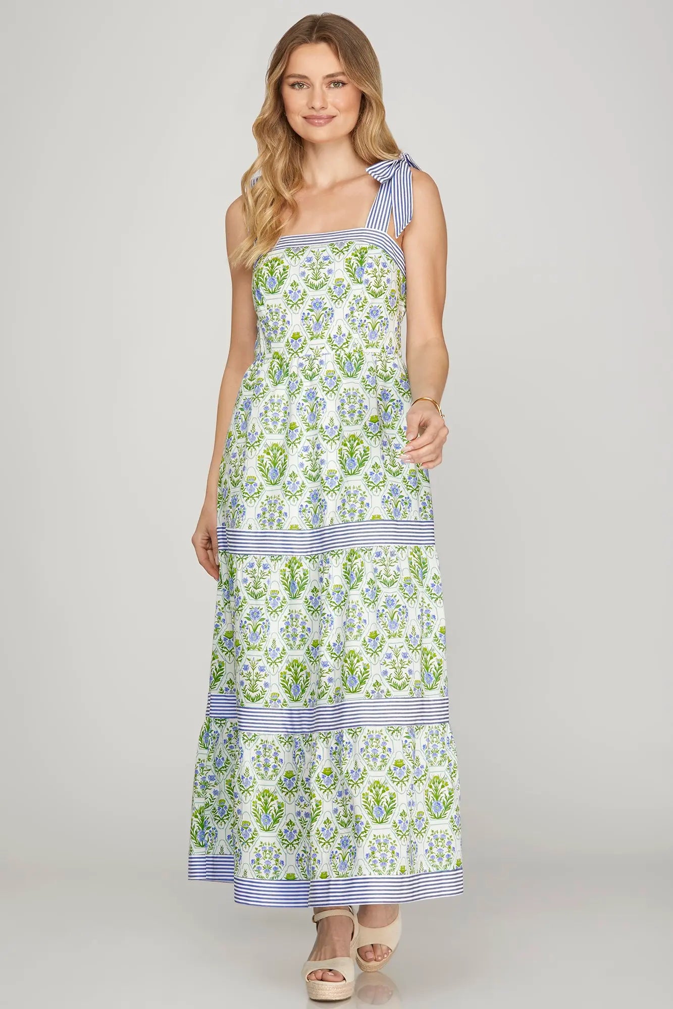 SLEEVELESS CONTRAST WOVEN PRINT TIERED MAXI DRESS