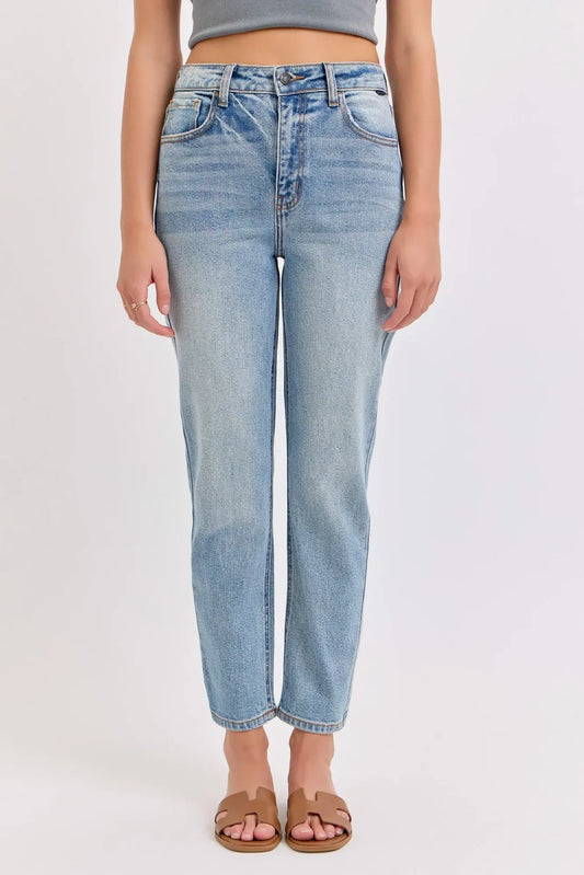 High Rise Crop Straight with Assymetric Back Pockets