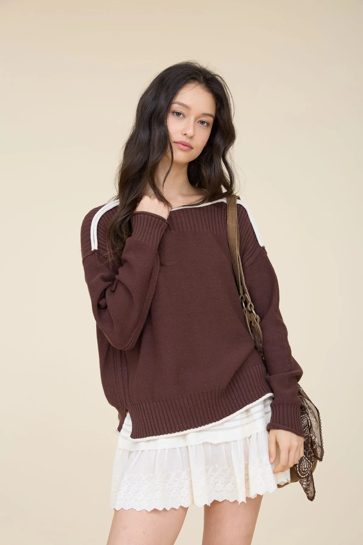CONTRAST TRIM BOAT NECK RIBBED DETAIL KNIT SWEATER