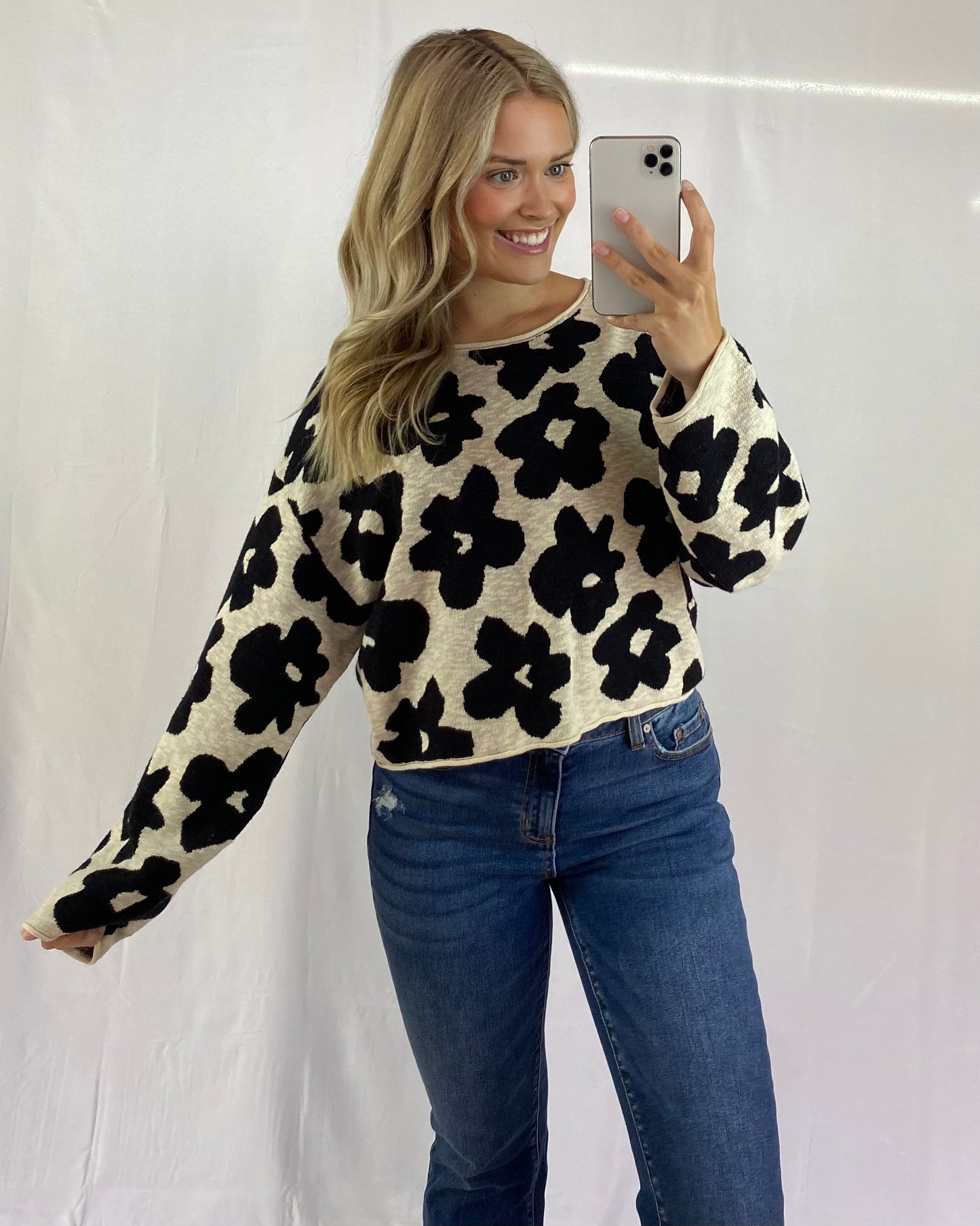 Loose Fit Flower Lightweight Sweater Top