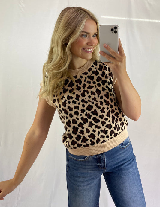 Sleeveless Leopard Print Sweater Vest